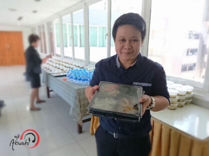 รับจัดเลี้ยงอาหารญี่ปุ่น นอกสถานที่ จัดเลี้ยงซูชิ ซาชิมิ ราเมง ยากิโซบะ เทมปุระ ซุ้มอาหารญี่ปุ่น ซุ้มซูชิงานแต่ง เปิดตัวสินค้า งานเลี้ยงเปิดตัว งานเลี้ยงสังสรรค์ งานเลี้ยงบริษัท เบนโตะ อาหารกล่อง อาหารญี่ปุ่น รัฐสภา