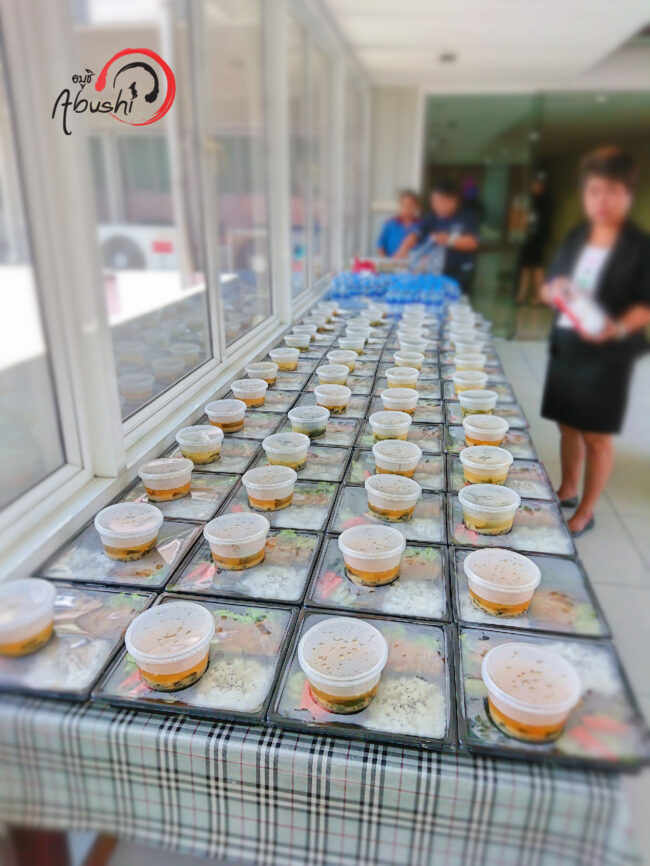 รับจัดเลี้ยงอาหารญี่ปุ่น นอกสถานที่ จัดเลี้ยงซูชิ ซาชิมิ ราเมง ยากิโซบะ เทมปุระ ซุ้มอาหารญี่ปุ่น ซุ้มซูชิงานแต่ง เปิดตัวสินค้า งานเลี้ยงเปิดตัว งานเลี้ยงสังสรรค์ งานเลี้ยงบริษัท เบนโตะ อาหารกล่อง อาหารญี่ปุ่น