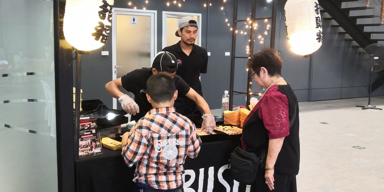 จัดเลี้ยงอาหารญี่ปุ่น ในงานเปิดโรงงานใหม่ บริษัท พัฒนาบรรณกิจ จำกัด