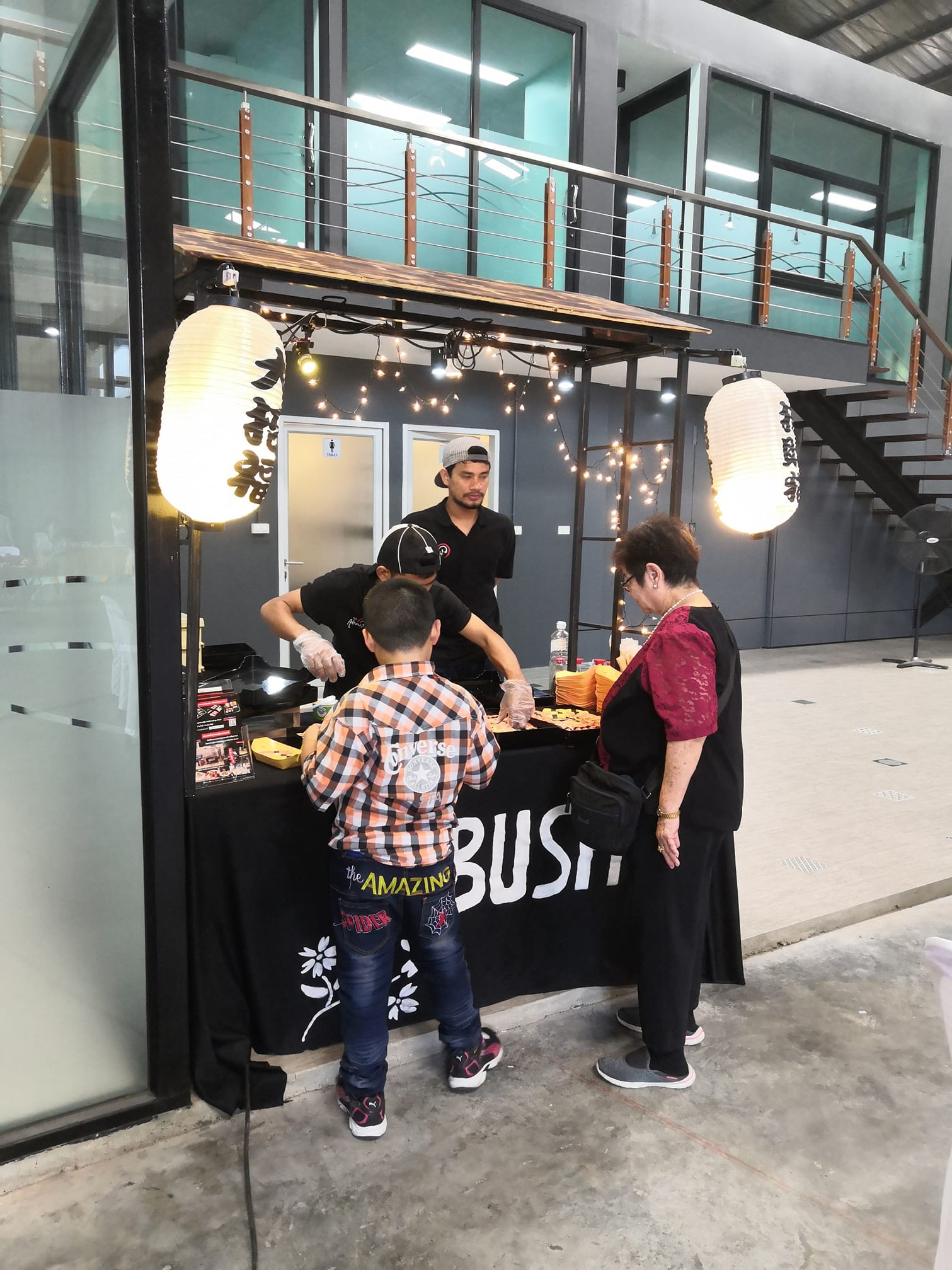 จัดเลี้ยงอาหารญี่ปุ่น ในงานเปิดโรงงานใหม่ บริษัท พัฒนาบรรณกิจ จำกัด