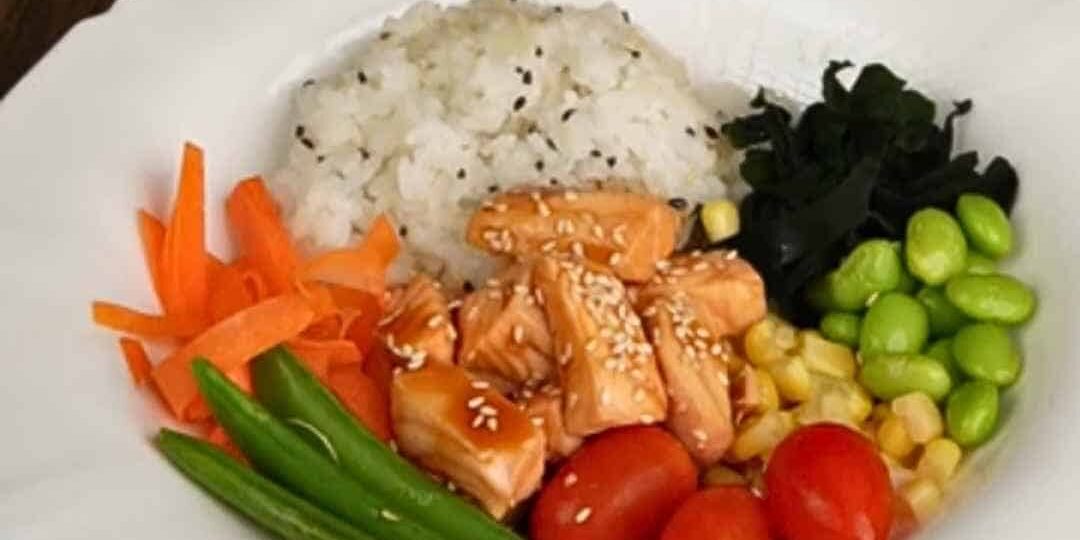 ข้าวหน้าแซลมอนเทริยากิ