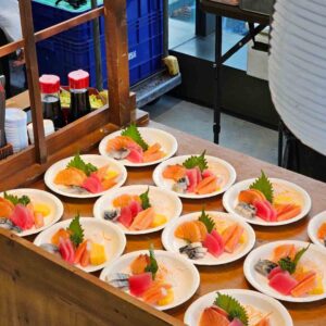 ซุ้มอาหารญี่ปุ่น ซาชิมิ ปลาดิบ ปลาแซลมอน Abushi รับจัดเลี้ยงอาหารญี่ปุ่น ซุ้มอาหารนอกสถานที่ อาหารจัดเลี้ยงปีใหม่ ซุ้มอาหารออกงาน ซุ้มอาหารญี่ปุ่น ซาชิมิ ปลาดิบ ปลาแซลมอน Abushi รับจัดเลี้ยงอาหารญี่ปุ่น ซุ้มอาหารนอกสถานที่ อาหารจัดเลี้ยงปีใหม่ ซุ้มอาหารออกงาน